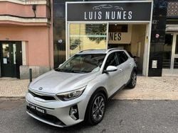 Cinzento Usado 2021 Kia Stonic SUV | € 13.990 (Bom preço)