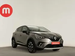 Cinzento Usado 2024 Renault Captur Techno SUV | € 21.699 (Preço justo)