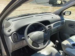Usado 2001 Renault Scénic Monovolume | € 1.100