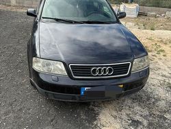 Usado 2001 Audi A6 Sedan | € 2.500 (Bom preço)
