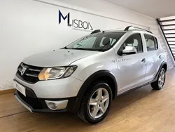 Cinza Usado 2014 Dacia Sandero Stepway Citadino | € 10.450 (Bom preço)