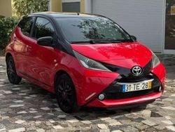 Vermelho Usado 2017 Toyota Aygo X-play Citadino | € 11.900 (Caro)