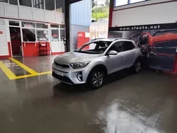 Cinzento Usado 2024 Kia Stonic SUV | € 20.990 (Caro)