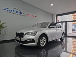 Cinza Usado 2022 Skoda Scala Ambition Citadino | € 14.990 (Preço justo)
