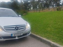 Usado 2007 Mercedes R320 Monovolume | € 13.000