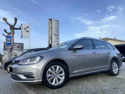 Cinzento (metalizado) Usado 2018 VW Golf VII Trendline Carrinha | € 18.990 (Caro)