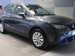 Cinza Usado 2022 Seat Arona Reference SUV | € 14.990 (Bom preço)