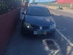 Usado 2004 VW Golf V Sedan | € 4.000