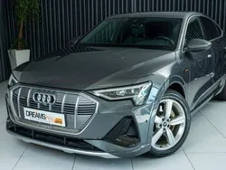 Cinzento Usado 2021 Audi e-tron SUV | € 41.700 (Preço justo)