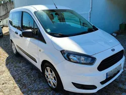 Usado 2016 Ford Tourneo Courier Monovolume | € 7.000 (Super Preço)