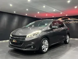 Cinza Usado 2018 Peugeot 208 Allure Citadino | € 10.900 (Preço justo)