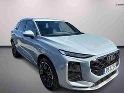 Cinzento Novo 2025 Audi Q3 Advanced Plus SUV | € 74.990