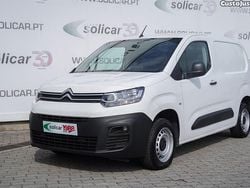 Branco Usado 2021 Citroën Berlingo Shine Monovolume | € 14.500 (Preço justo)