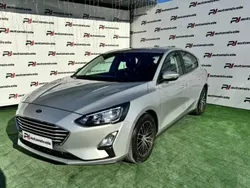 Cinza prata Usado 2020 Ford Focus Active Citadino | € 17.990