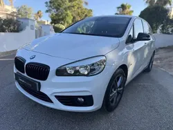 Branco Usado 2016 BMW 216 Active Tourer Sport Line Monovolume | € 13.799 (Preço justo)