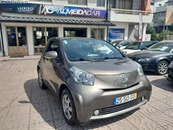 Castanho Usado 2012 Toyota iQ Citadino | € 7.990 (Preço justo)