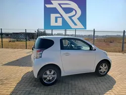 Branco Usado 2010 Toyota iQ Citadino | € 6.990 (Preço justo)