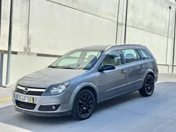 Usado 2005 Opel Astra Sedan | € 3.000 (Preço justo)
