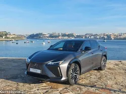 Cinza Usado 2023 Lexus RZ 450e Luxury Line SUV | € 73.000