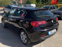 Preto Usado 2011 Alfa Romeo Giulietta Citadino | € 9.900 (Caro)