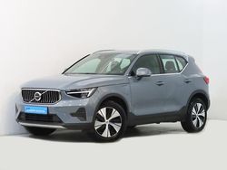 Cinzento Usado 2022 Volvo XC40 SUV | € 32.500 (Preço justo)