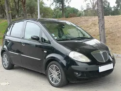 Preto Usado 2006 Lancia Musa Monovolume | € 2.990 (Preço justo)
