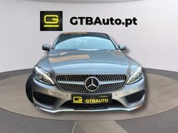 Cinza Usado 2017 Mercedes C200 AMG line Sedan | € 23.499