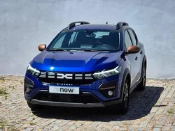 Azul Usado 2024 Dacia Sandero Citadino | € 17.290 (Preço justo)