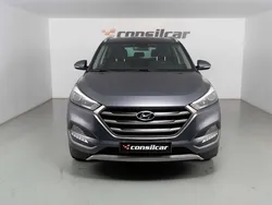 Cinza Usado 2016 Hyundai Tucson SUV | € 14.980 (Preço justo)