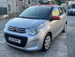 Cinza Usado 2016 Citroën C1 PureTech Citadino | € 7.999 (Bom preço)