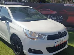 Branco glaciar Usado 2011 Citroën C4 Exclusive Citadino | € 6.950 (Bom preço)