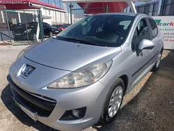 Cinza Usado 2011 Peugeot 207 | € 5.350 (Bom preço)