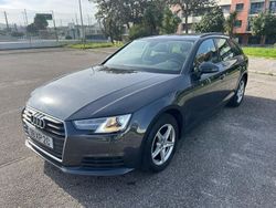 Cinza Usado 2019 Audi A4 Sedan | € 25.950 (Preço elevado)
