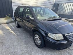 Usado 2004 Chrysler Voyager Monovolume | € 1.500