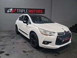 Branco Usado 2014 Citroën DS4 Chic Citadino | € 11.500