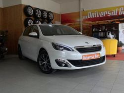 Branco Usado 2016 Peugeot 308 Style Citadino | € 14.200 (Caro)