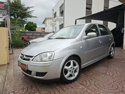 Cinzento Usado 2005 Opel Corsa | € 3.500 (Preço justo)