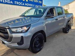 Cinzento Usado 2021 Toyota HiLux Pickup | € 29.900 (Super Preço)