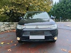 Preto Usado 2016 Mitsubishi Outlander P-HEV SUV | € 12.900