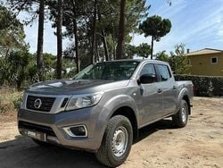 Cinza Usado 2016 Nissan Navara Visia Pickup | € 21.900 (Preço justo)