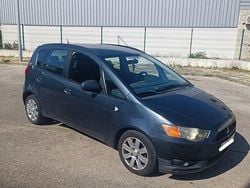 Usado 2010 Mitsubishi Colt Sedan | € 3.900