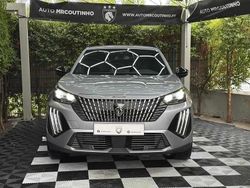 Cinzento Usado 2024 Peugeot 2008 Allure SUV | € 25.000