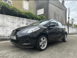 Preto Usado 2010 Mazda 2 Citadino | € 5.500