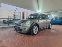Cinzento Usado 2014 Mini Cooper Citadino | € 15.500 (Preço justo)