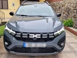 Usado 2023 Dacia Jogger Extreme Sedan | € 15.750