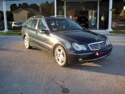 Cinzento escuro Usado 2004 Mercedes C270 Avantgarde | € 9.000