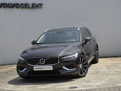 Cinzento Usado 2024 Volvo V60 Core Carrinha | € 44.800 (Preço elevado)
