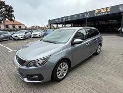 Cinzento Usado 2020 Peugeot 308 SW Style Carrinha | € 15.900 (Preço justo)