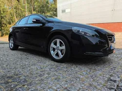 Preto Usado 2016 Volvo V40 Momentum Carrinha | € 12.000 (Super Preço)