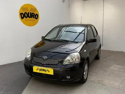 Preto Usado 2003 Toyota Yaris | € 3.990 (Preço justo)